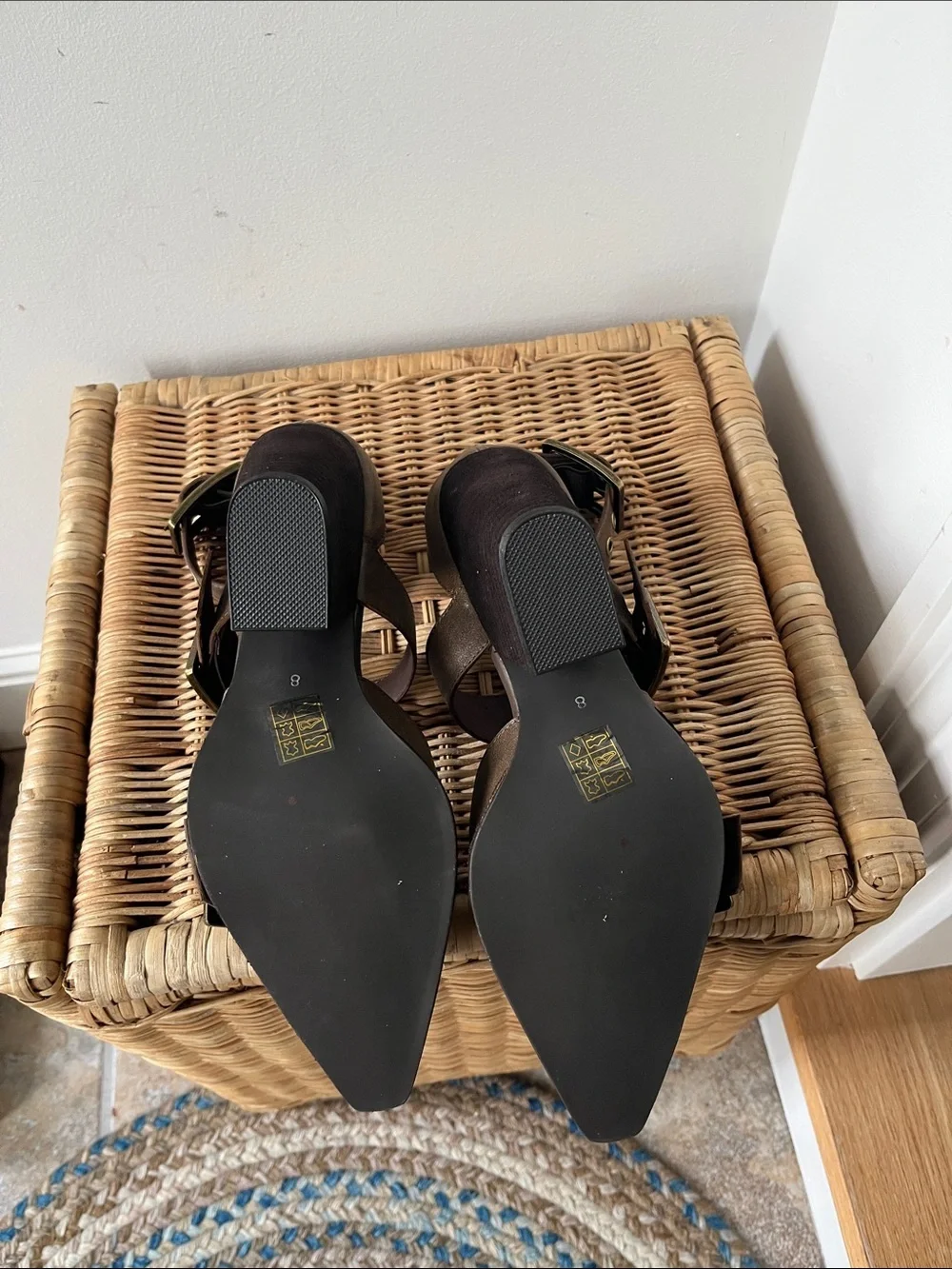 Jeffrey Campbell new box